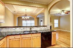 Stunning Townhome in Prime Alpharetta Location