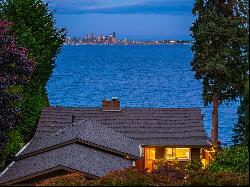 4452 Rockaway Beach Rd NE, Bainbridge Island, WA 98110