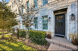 2/2.1 Townhome in North Dallas