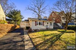 30 Redwood Avenue, Wayne NJ 07470