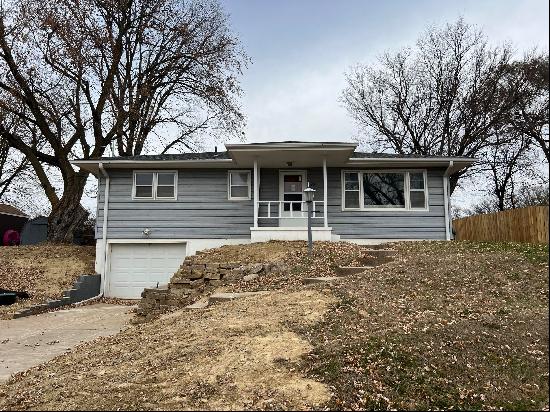 12 Ethel Lane, Council Bluffs IA 51503