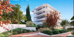 Contemporary apartment in an off-plan complex with sea views in , Benalmádena 29630