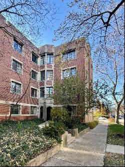 1151 E 56th Street #1, Chicago IL 60637