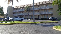 6071 NW 61st Ave Unit 208, Tamarac FL 33319