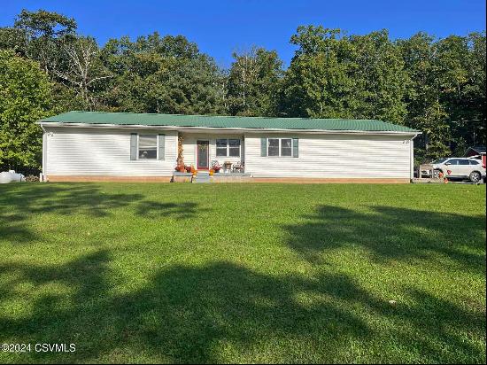 53 Hawk Road, Mifflinburg PA 17844