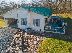 53 Hawk Road, Mifflinburg PA 17844