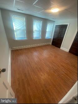 1142 S 11th Street Unit 3RD FL, Philadelphia PA 19147