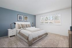 12801 Moorpark Street #213, Studio City CA 91604