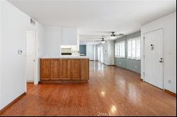 12801 Moorpark Street #213, Studio City CA 91604