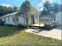 2203 NE 8th Avenue, Gainesville FL 32641