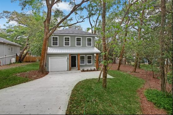 596 Amelia Circle, Amelia Island FL 32034