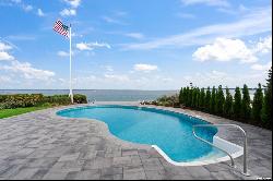 15 Oak Point Drive N, Oyster Bay NY 11709