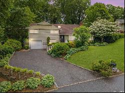 7 Hamilton Lane, Huntington NY 11743