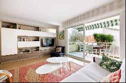 BIARRITZ, PARC MAZON, APARTMENT WITH TERRACE AND PARKING