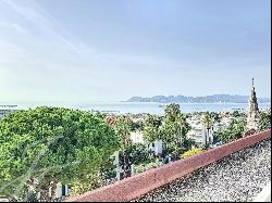 Cannes Californie - Top floor