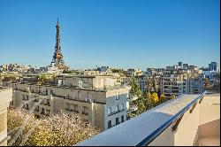 Four bedroom renovated apartment with views of the Eiffel Tower