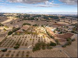 4350 Vineyard Drive, Paso Robles, CA 93446