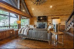 Luxury Mountain Experience with Three Levels of Indoor and Outdoor Living