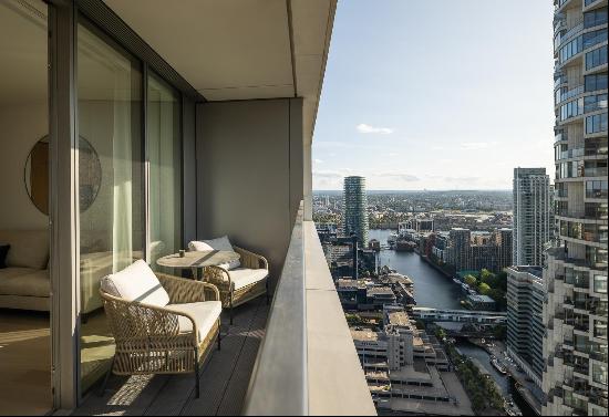 A Riverside home located on the Canary Wharf Private Estate, benefiting from Estate wide s