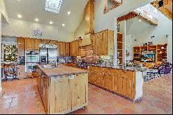 1178 Hidden Creek Drive, Dripping Springs, TX 78620