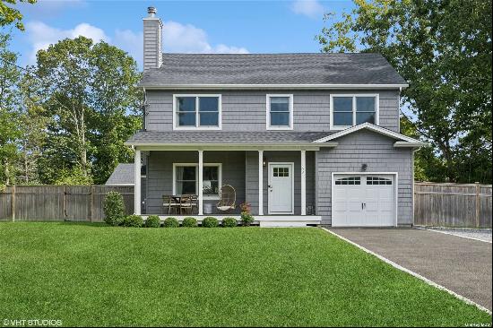 Stunning Southold Luxe New Construction Rental with Dreamy Backyard. Make memories and hav