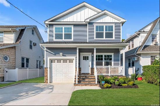 Exquisite New Construction 4 Bed, 3 Bath Colonial In The Incorporated Village Of Valley St