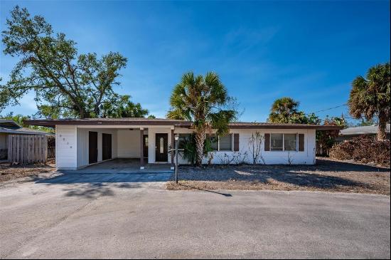 6536 SABAL DRIVE, Sarasota, FL, 34242, USA