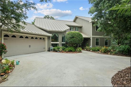 2002 SW Racquet Club Drive, Palm City, FL, 34990, USA