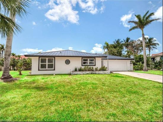 729 Sand Dollar Dr, Sanibel, FL, 33957, USA