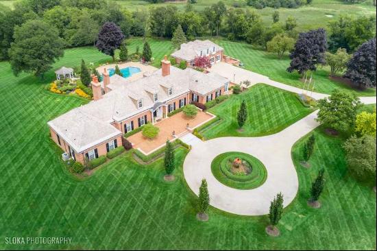 546 Oak Knoll Road, Barrington Hills, IL, 60010, USA