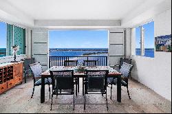 Waterfront Penthouse Deepwater Point