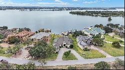 125 Wilderness Drive East, Marble Falls, TX 78654