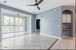 8601 Beach Boulevard Unit 723, Jacksonville FL 32216