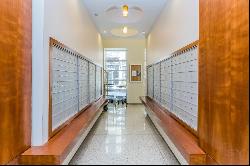 700 N Larrabee Street #1303, Chicago IL 60654