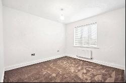 Howard Road, Heyford Park, Upper Heyford, Bicester, OX25 5HD