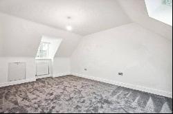 Howard Road, Heyford Park, Upper Heyford, Bicester, OX25 5HD