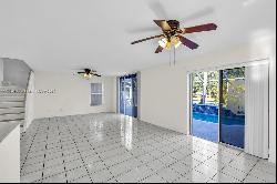 10897 NW 46th Dr, Coral Springs FL 33076