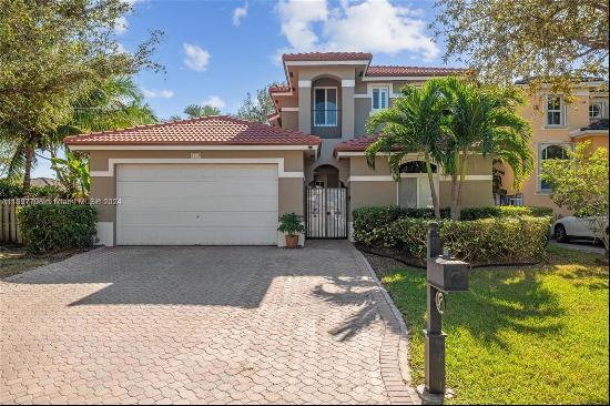 9030 SW 162nd St, Palmetto Bay FL 33157