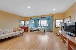 26 Indian Trail Trl #26, Bronx NY 10465