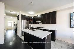 69 Kempenfelt Trail, Brampton ON L7A0Z8