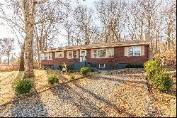 31 Moccasin View Road, Fishkill NY 12524