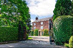 Pewit Lane, Hunsterson, Nantwich, Cheshire, CW5 7PP