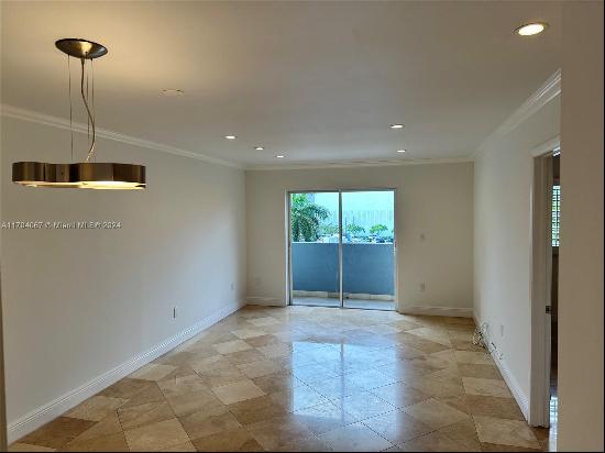 1250 Lincoln Rd Unit 406, Miami Beach FL 33139