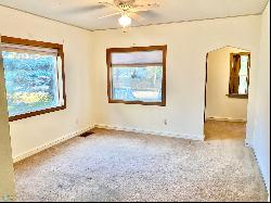 706 W 7th Avenue, Fergus Falls MN 56537