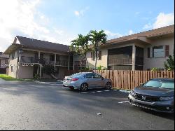 11229 SW 88th St Unit 211D, Miami FL 33176