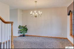 652 Caribou Circle, Papillion NE 68046