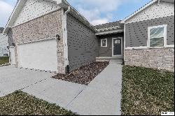 6412 Clear Creek Street, Papillion NE 68157