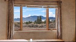 1232 La Luna Ln, Taos NM 87571