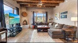 1232 La Luna Ln, Taos NM 87571