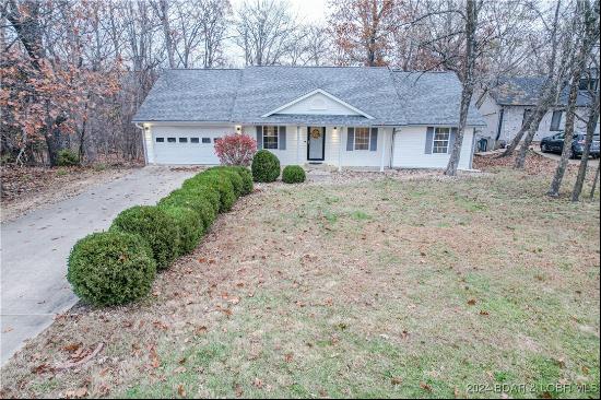 448 Cherokee Road, Four Seasons MO 65049